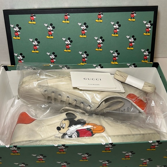 Gucci Ace sneaker Gucci x Disney Collab. Men’s size 11. - Picture 8 of 8